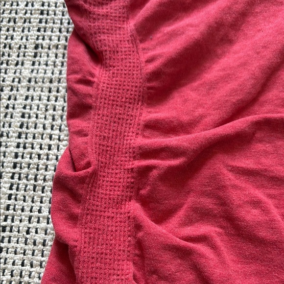 Athleta Tank Top Women's Sz M Breezy Ruched Tank Orange (looks reddish) - Picture 3 of 5